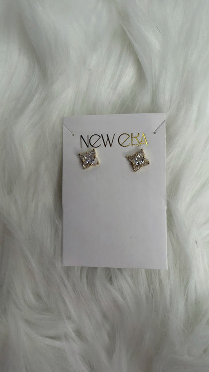 Fleur Stud Earrings